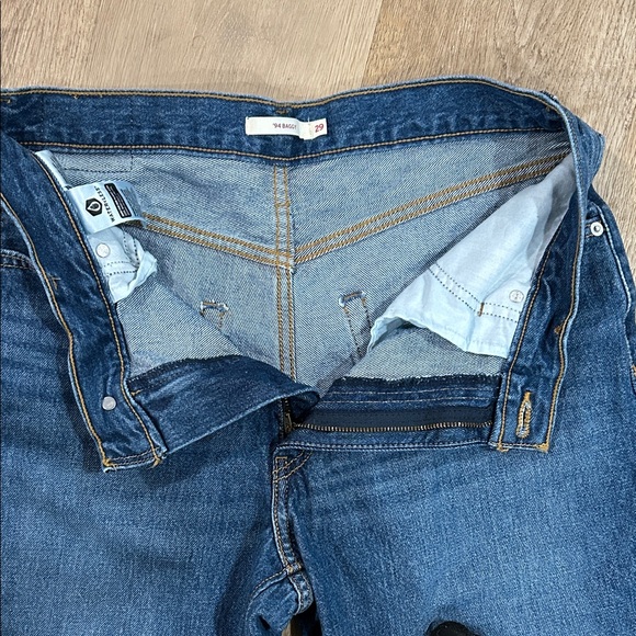 Classic Levi ‘94 Baggy Jeans - Picture 3 of 6